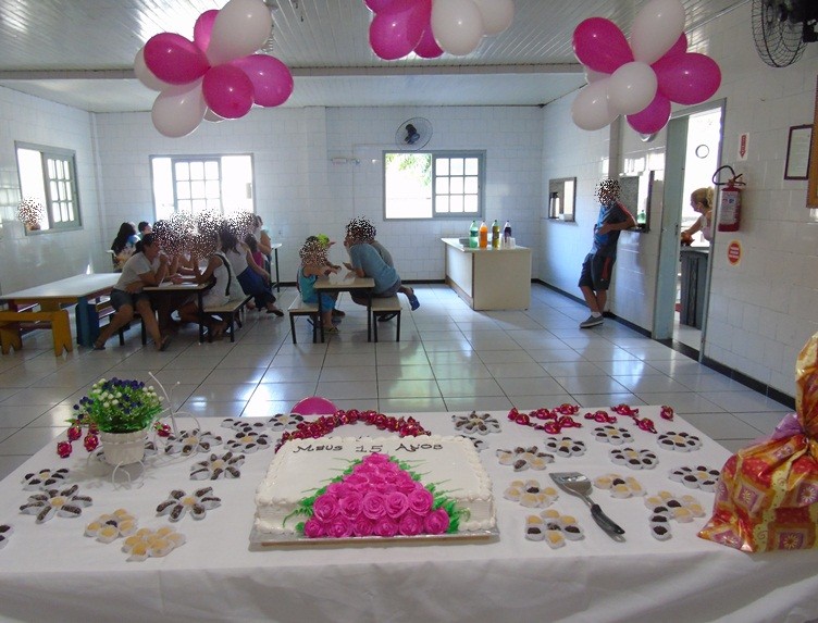 Festa de 15 Anos marca tarde desta segunda-feira na Casa-Lar — foto 2