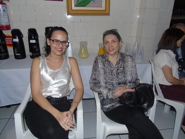 Adolescentes surpreendem no 1º Café Colonial da Casa-Lar — foto 12