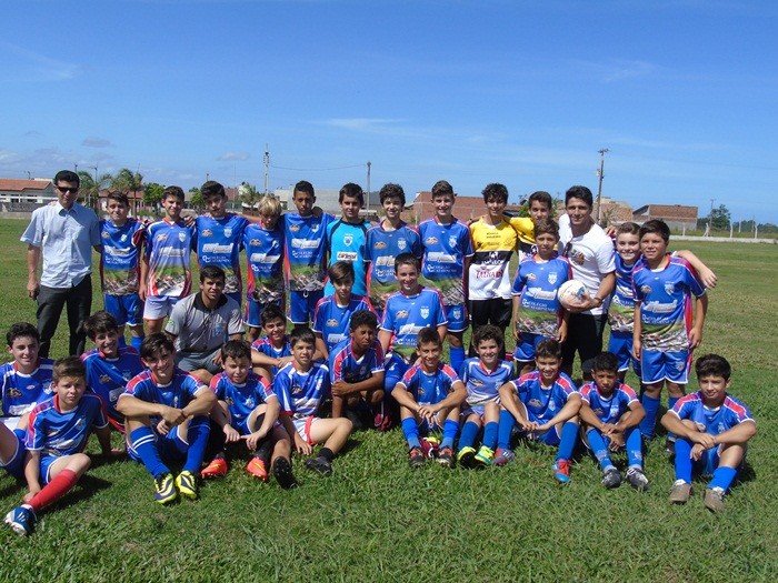 Casa-Lar contará com apoio do jogador Aloísio para competições — foto 26