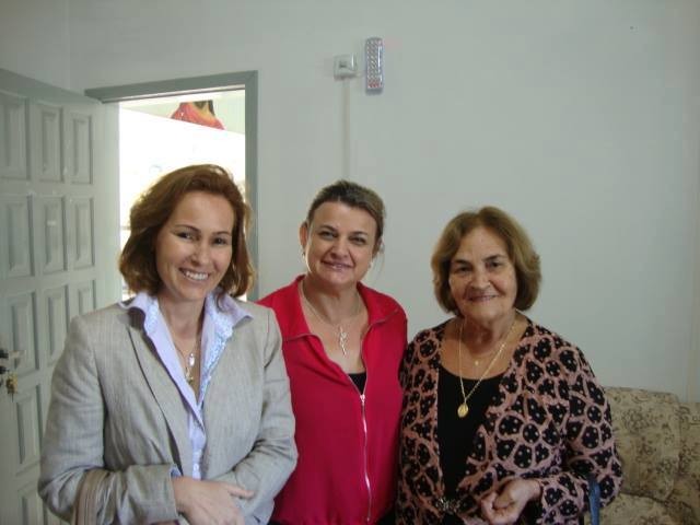 Senhora completa 80 anos e doa presentes a Casa-Lar — foto 4
