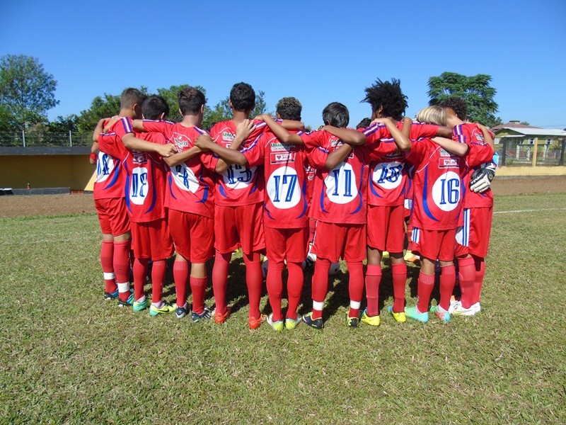 Equipes da Casa-Lar estréiam no Campeonato Regional de Escolinhas — foto 11