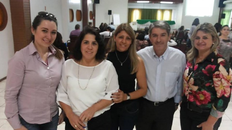 Equipe da Casa-Lar participa de encontro na Vigilância Sanitária