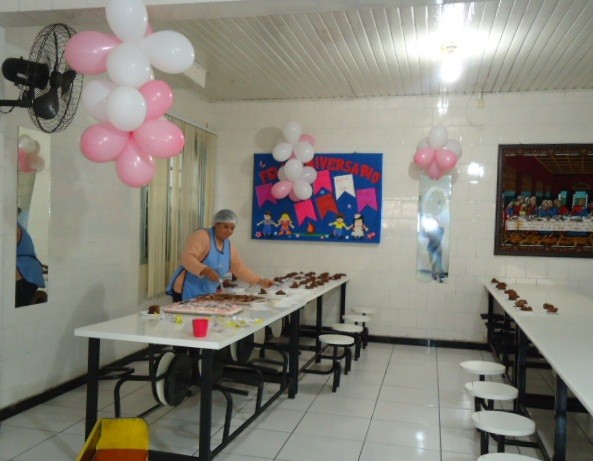 Arraial alegra crianças e adolescentes da Casa-Lar — foto 3