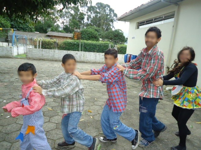 Arraial alegra crianças e adolescentes da Casa-Lar — foto 26