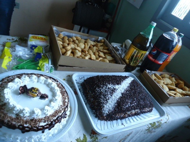 Professora de espanhol festeja aniversário na Casa-Lar — foto 5