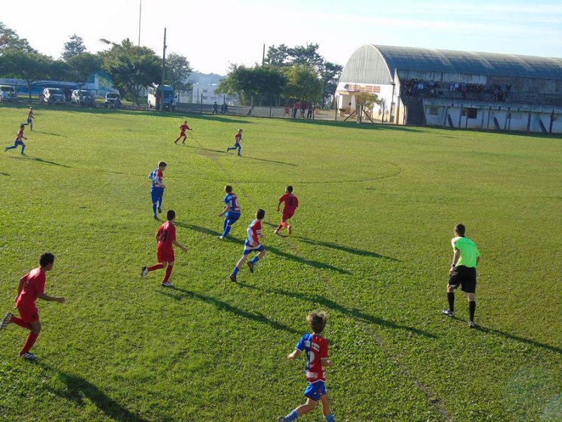 Equipe Sub-13 aplica goleada no Campeonato Regional de Escolinhas — foto 13