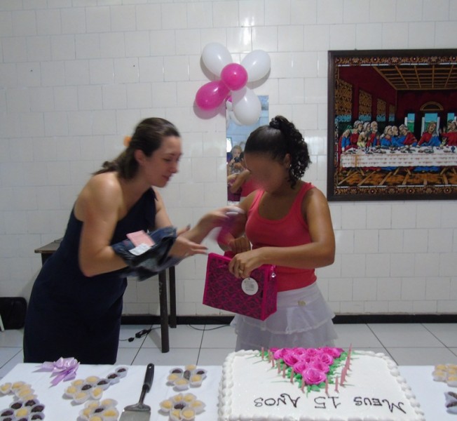 Festa de 15 Anos marca tarde desta segunda-feira na Casa-Lar — foto 16