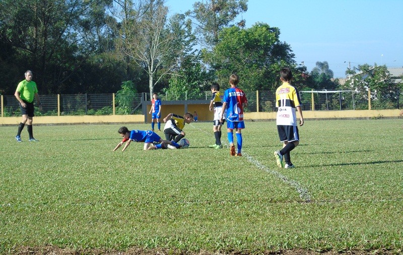 Equipes da Casa-Lar estréiam no Campeonato Regional de Escolinhas — foto 3