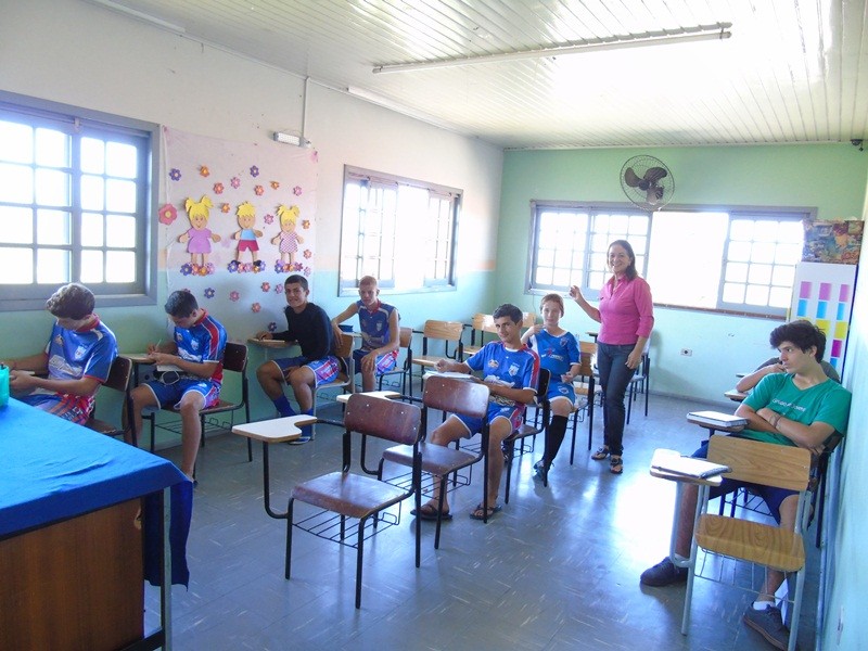 Atletas da Casa-Lar participam da oficina de Espanhol — foto 5